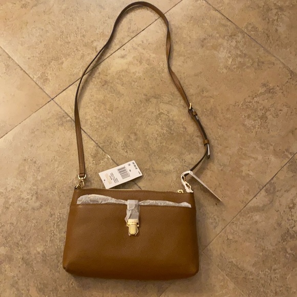 Michael Kors Mercer Crossbody bag new with tags - Picture 1 of 3